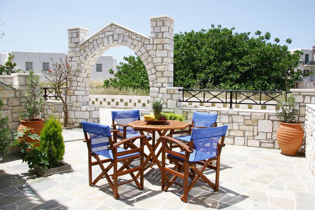 Anna Platanou Hotel Парікія Номер фото