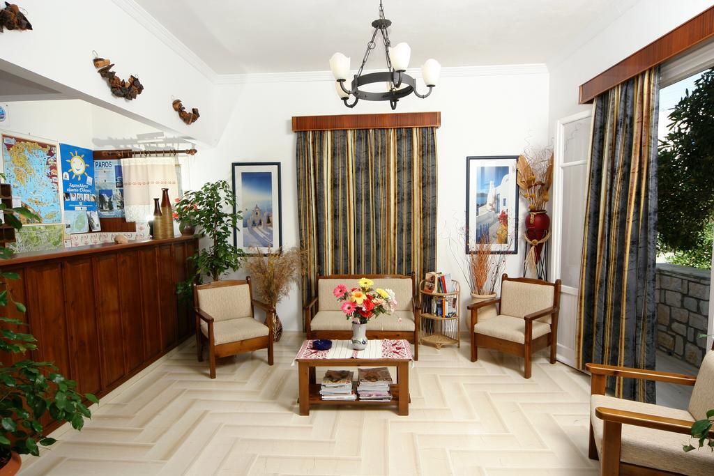 Anna Platanou Hotel Парікія Екстер'єр фото